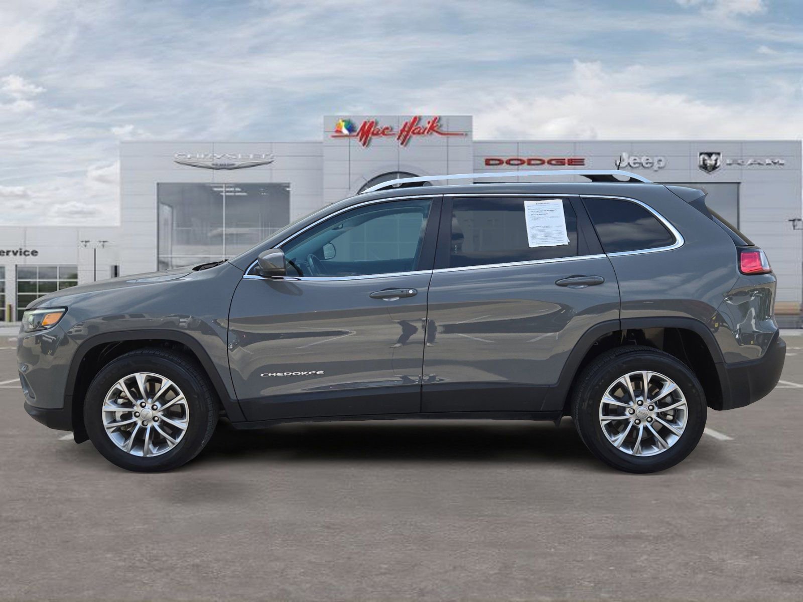 Used 2021 Jeep Cherokee Latitude Lux w/ Comfort/Convenience Group FWD image 1