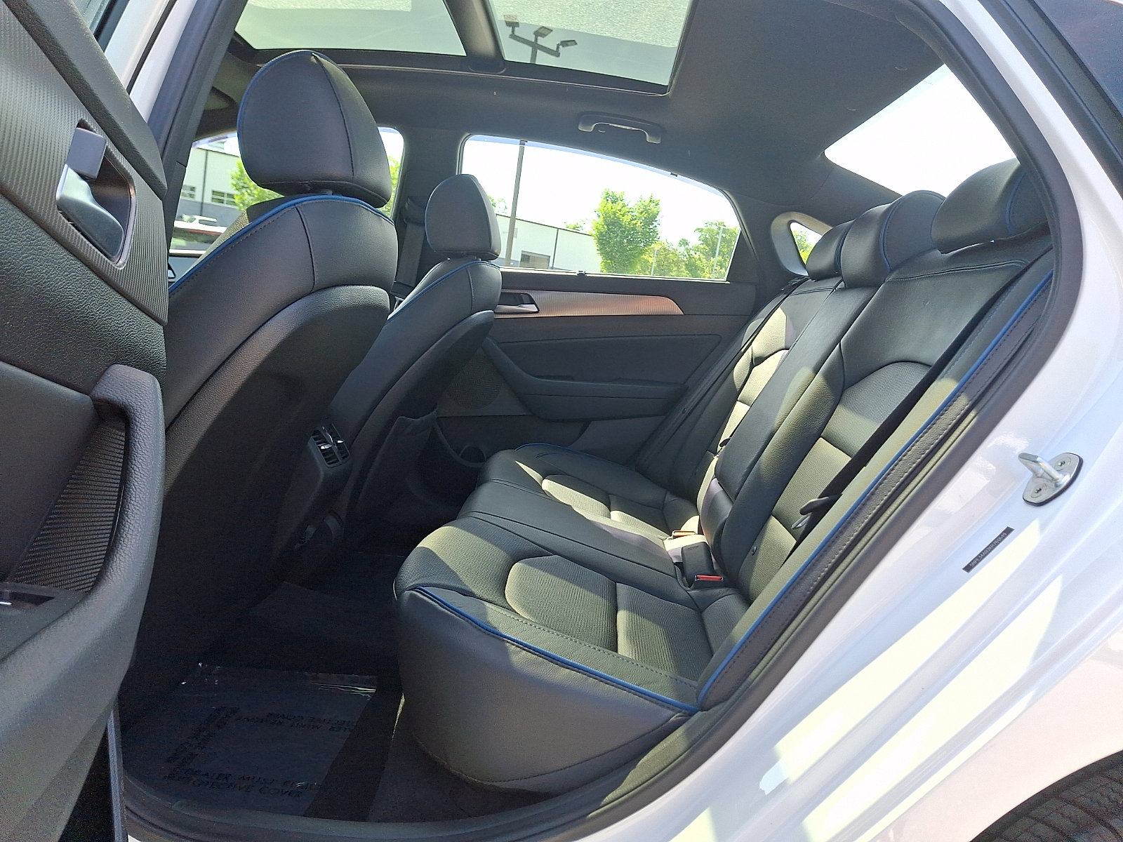 Used 2019 Hyundai Sonata Limited w/ Cargo Package FWD image 10
