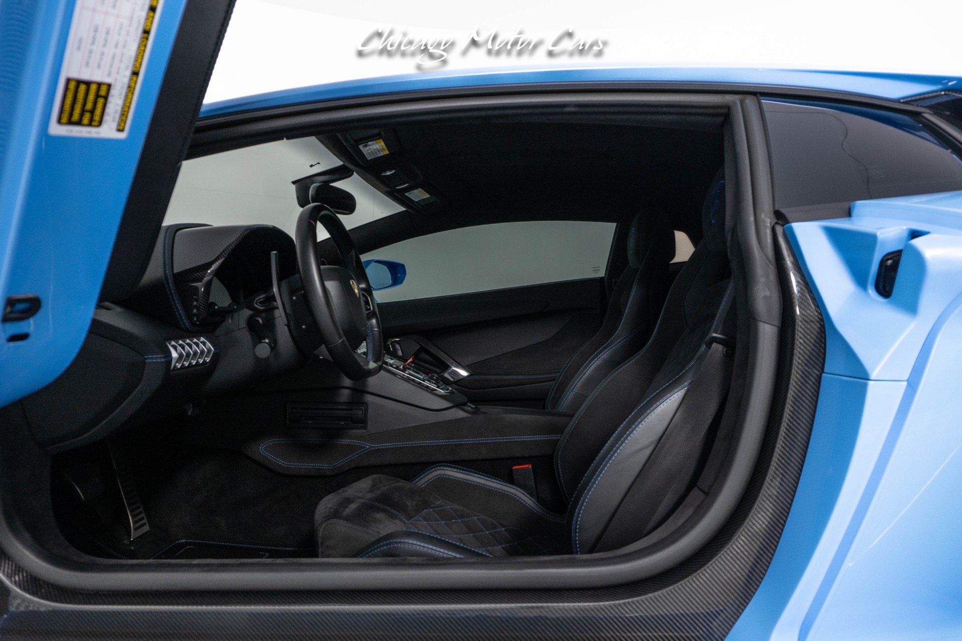 Used 2018 Lamborghini Aventador S AWD/4WD image 19