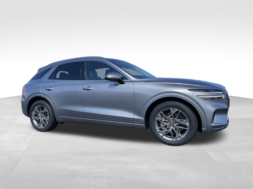 Used 2025 Genesis GV70 2.5T AWD/4WD image 2