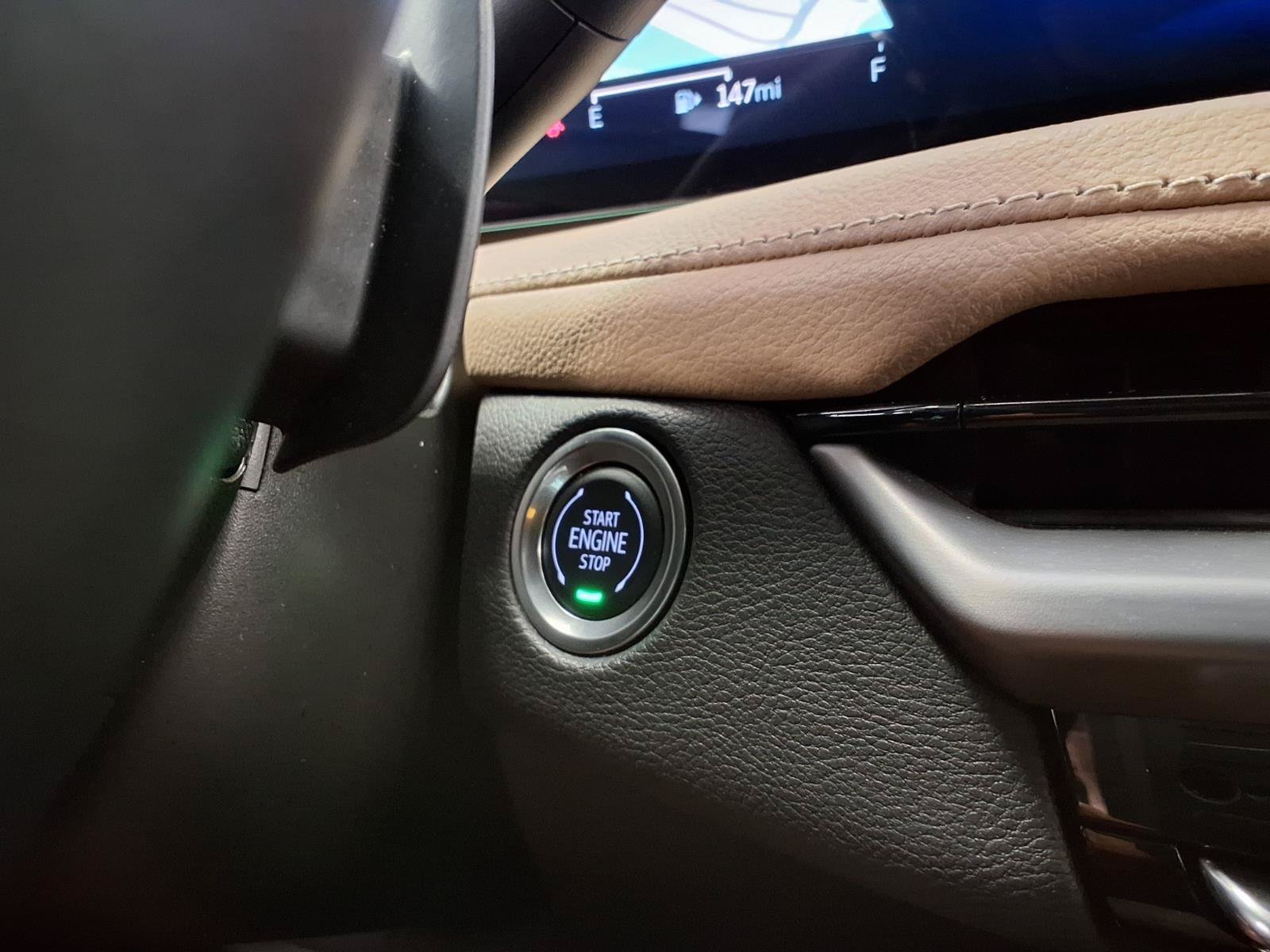 Certified 2024 Cadillac XT4 Premium Luxury AWD/4WD image 26