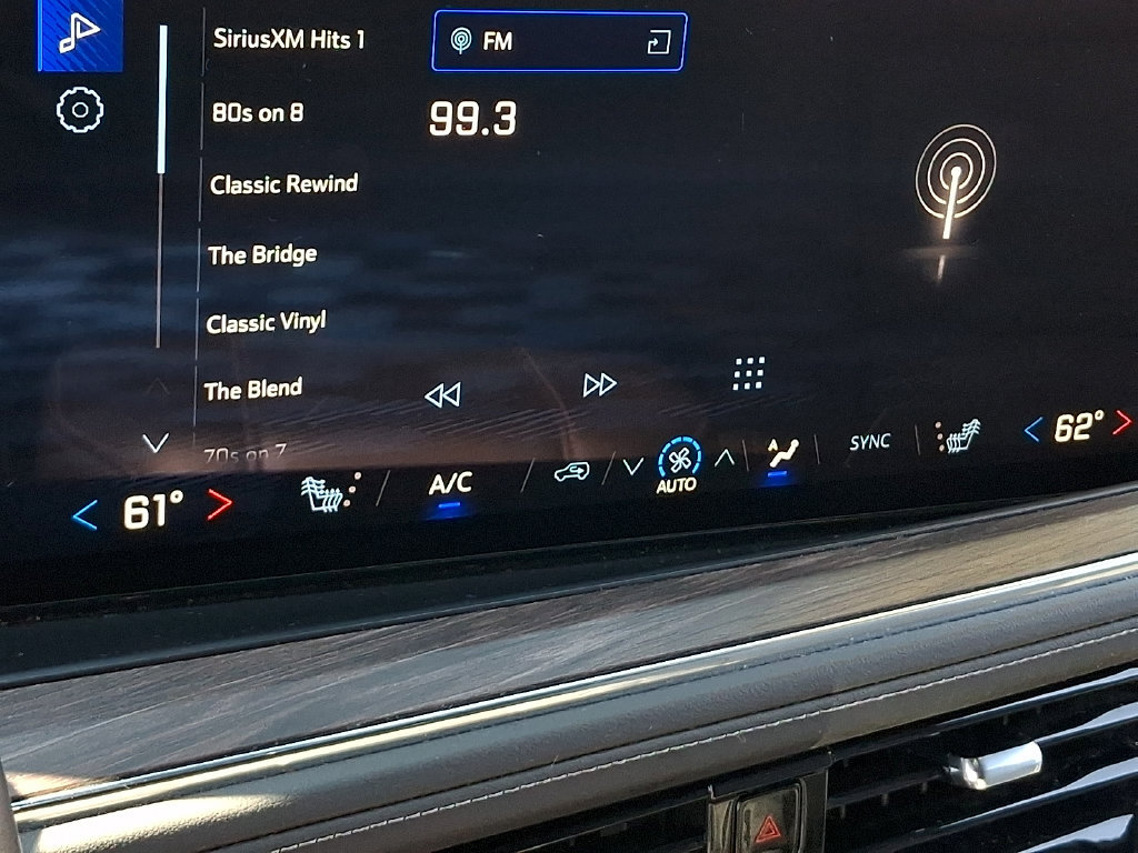 Used 2025 Chevrolet Tahoe Z71 AWD/4WD image 15