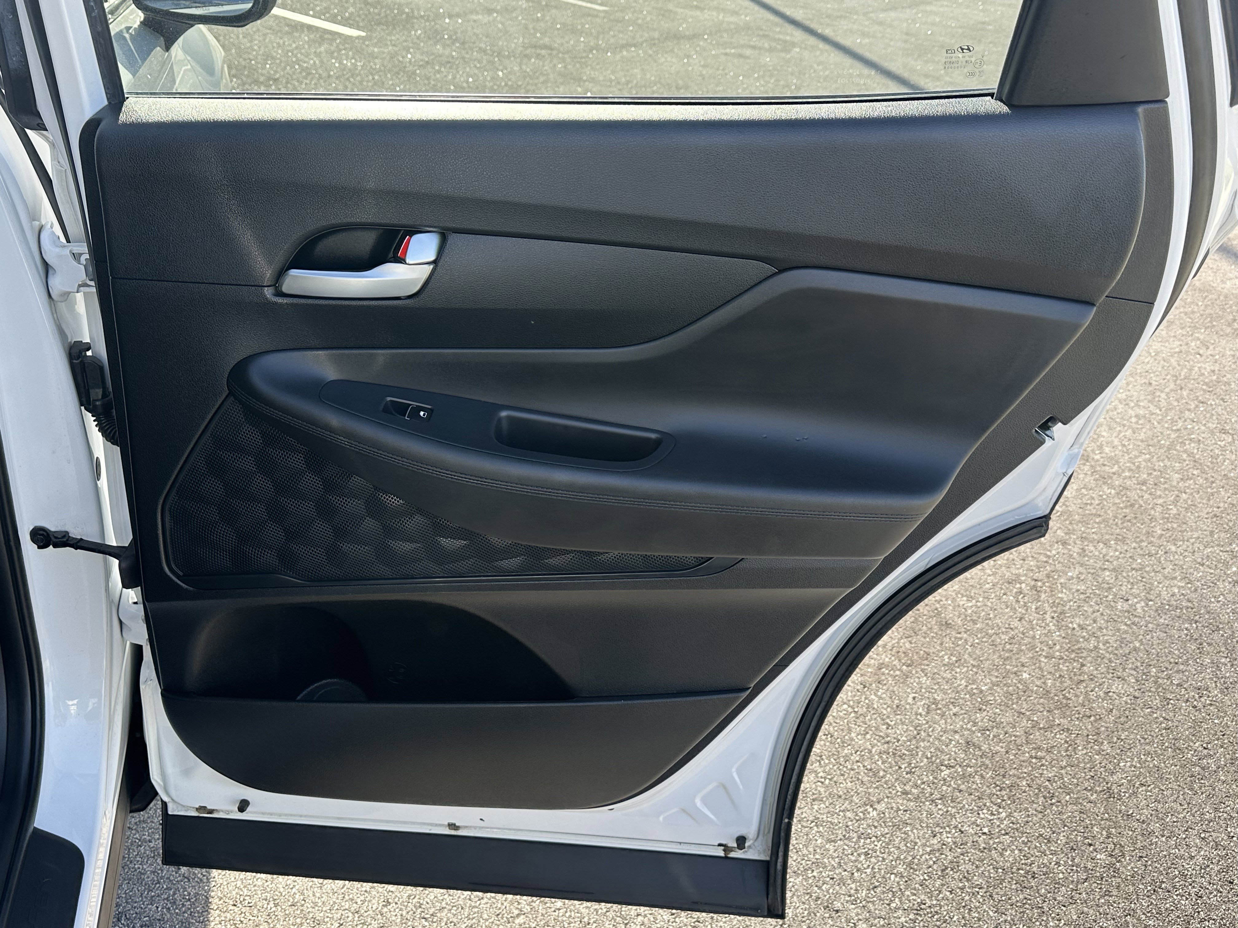 Used 2023 Hyundai Santa Fe SE image 18