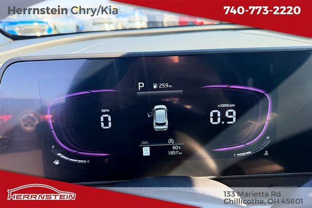 Used 2025 Kia Sportage X-Line w/ Premium Package image 17