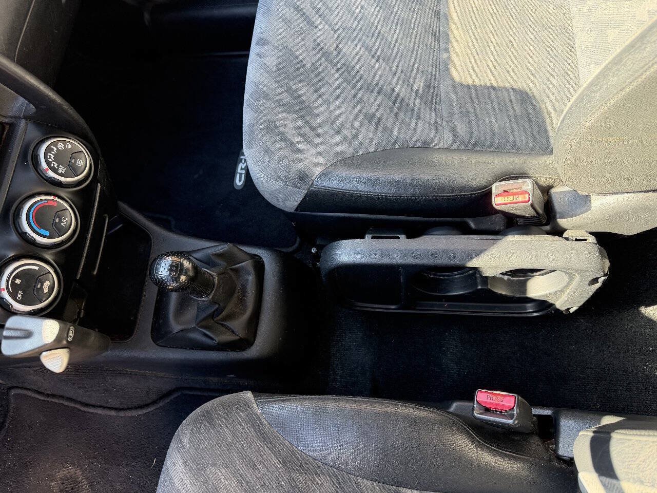 Used 2004 Honda CR-V EX image 7