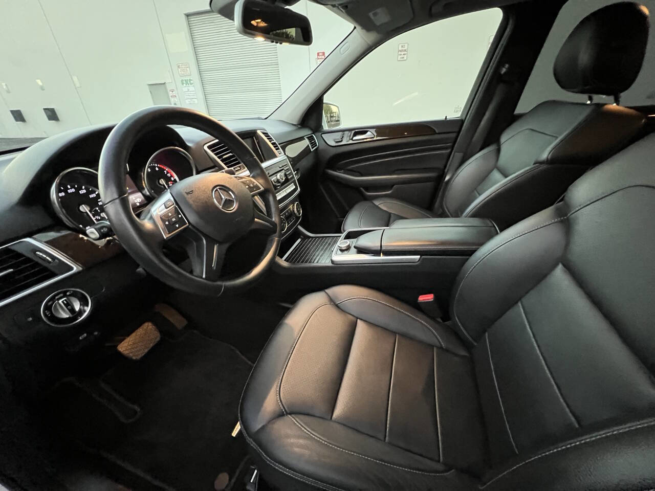 Used 2015 Mercedes-Benz ML 350 2WD w/ Premium 1 Package image 19