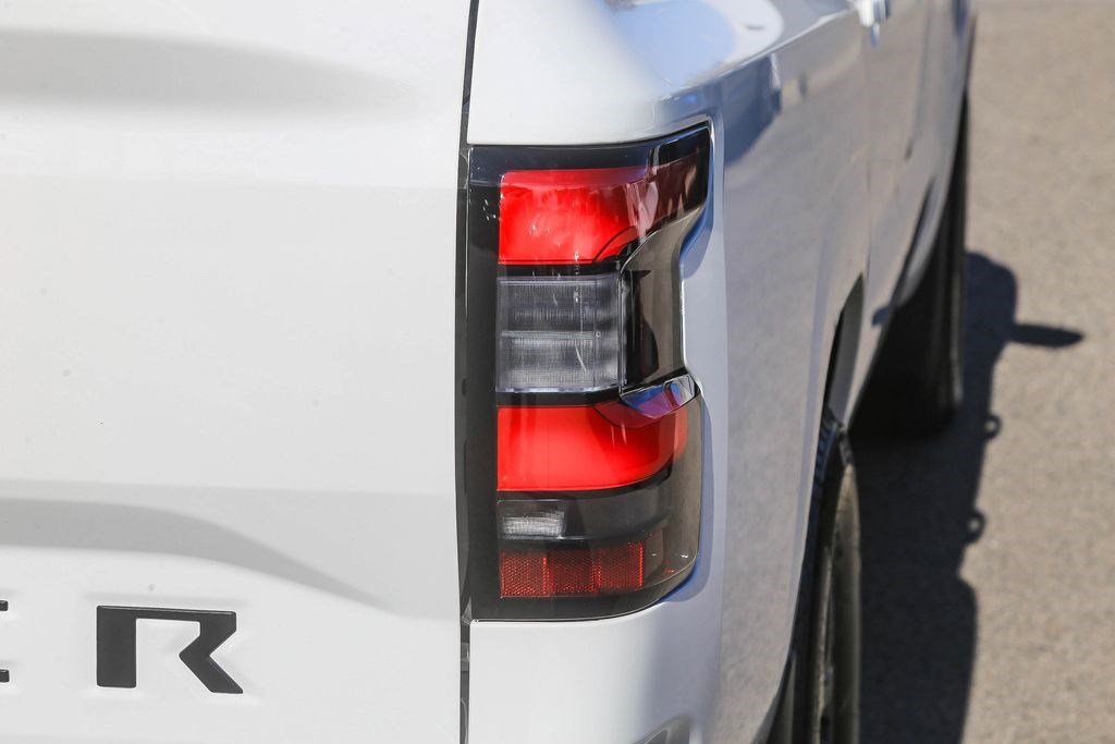 New 2026 Nissan Frontier SV w/ Tow Package RWD image 9