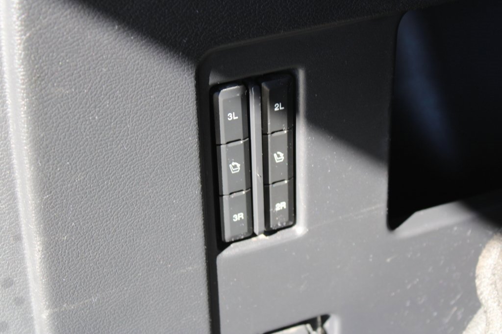 Used 2024 Ford Expedition Limited image 37