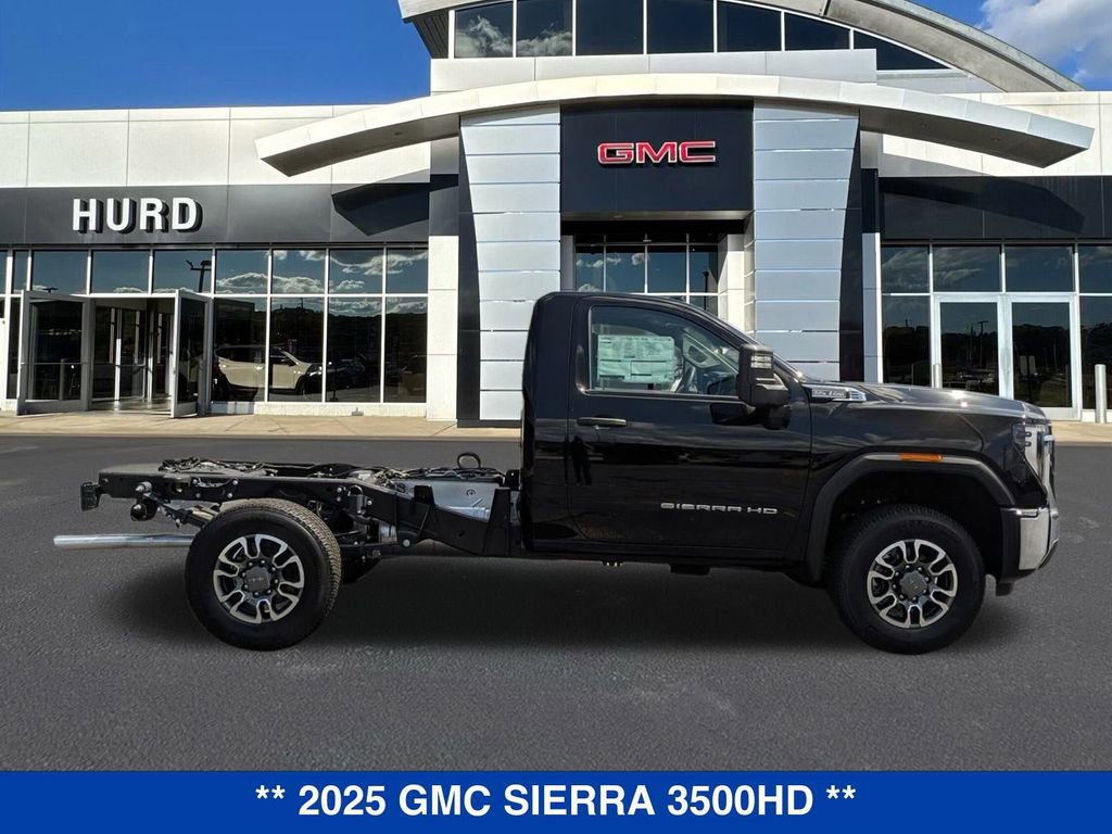 New 2025 GMC Sierra 3500 Pro w/ Convenience Package AWD/4WD image 3
