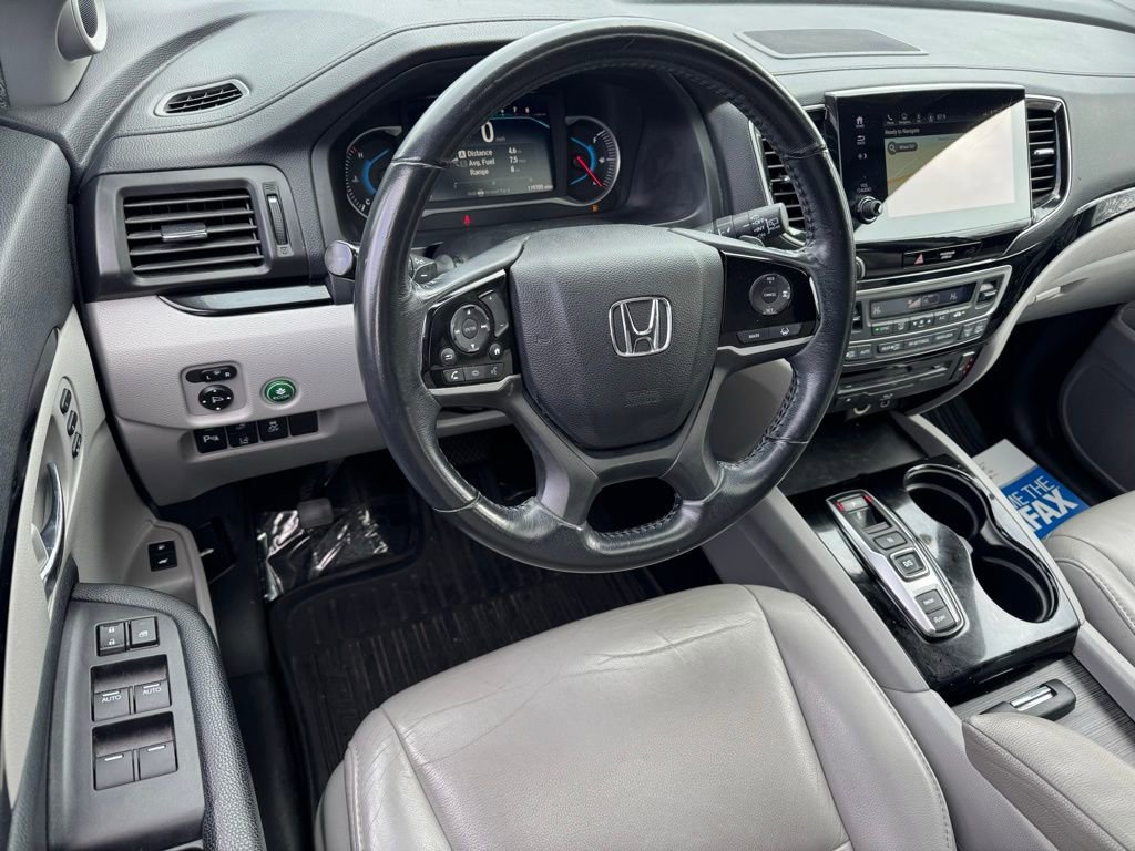 Used 2020 Honda Pilot Touring image 25