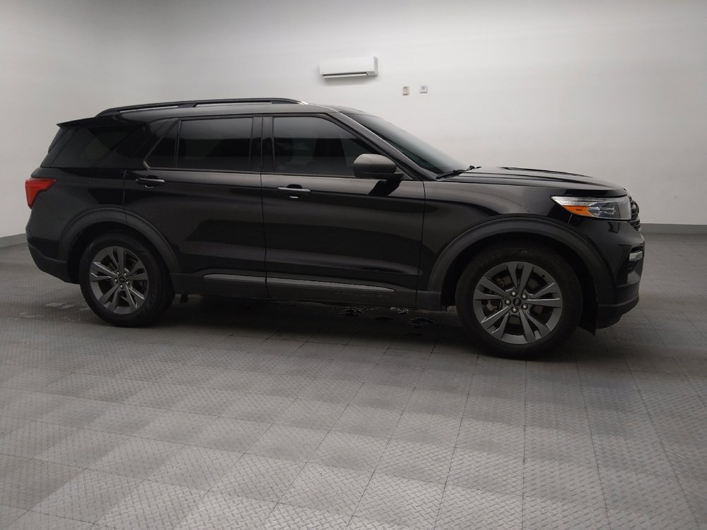 Used 2021 Ford Explorer XLT w/ Equipment Group 202A image 11