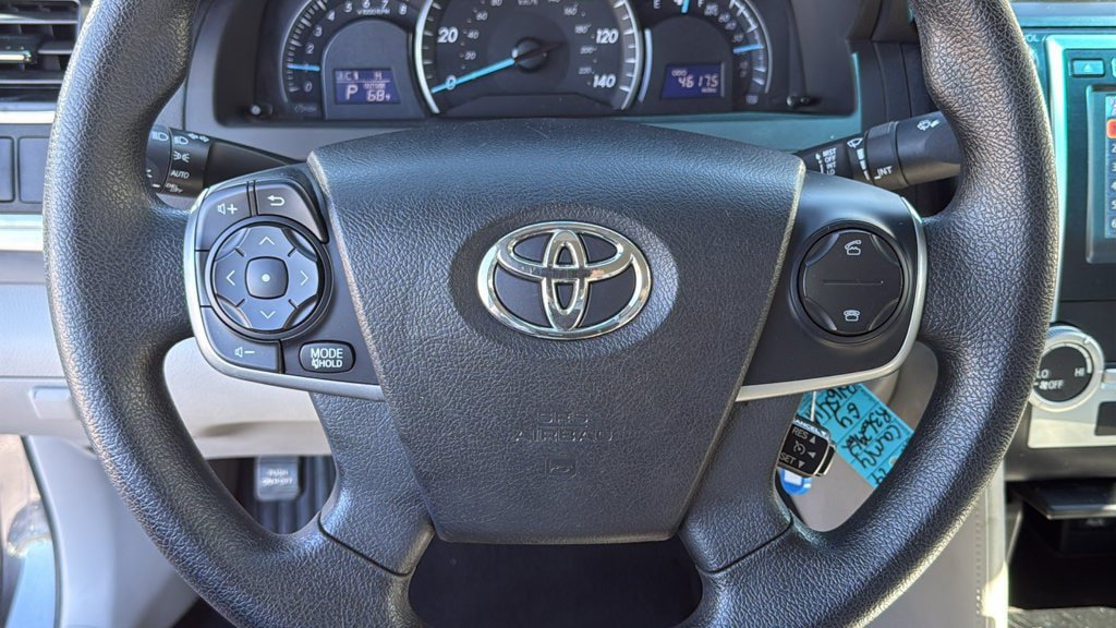 Used 2014 Toyota Camry LE FWD image 12