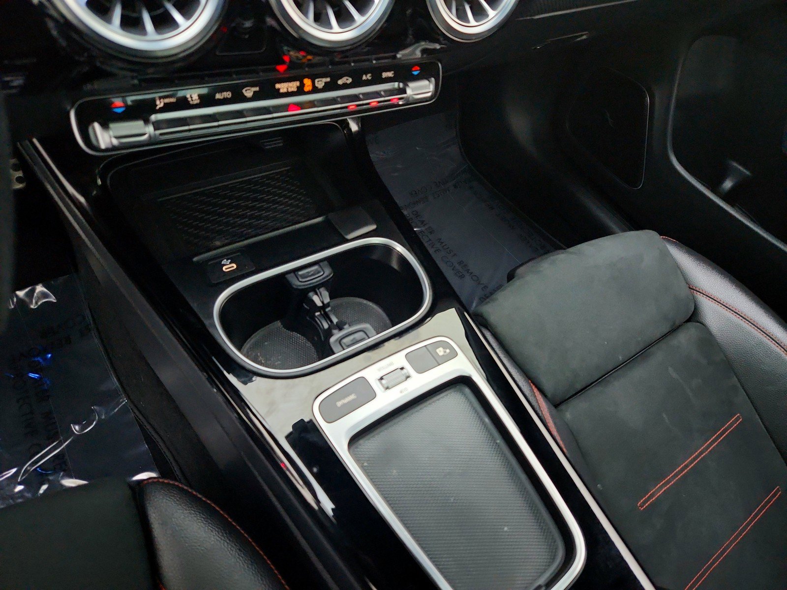 Certified 2025 Mercedes-Benz CLA 35 AMG 4MATIC image 18