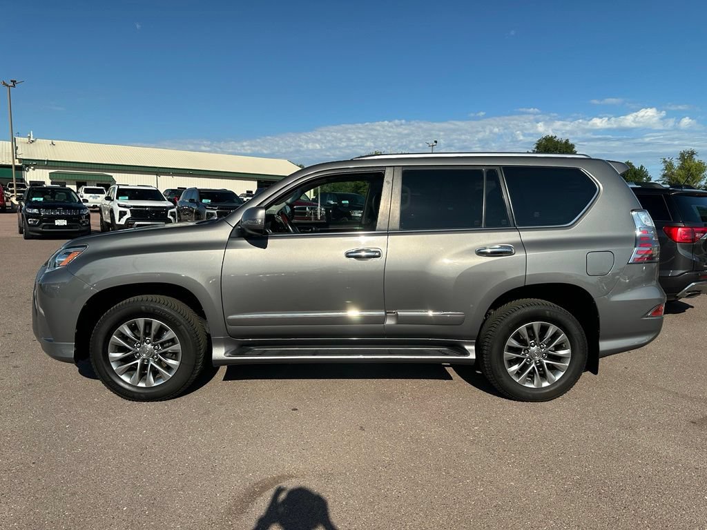 Used 2014 Lexus GX 460 Luxury AWD/4WD image 39