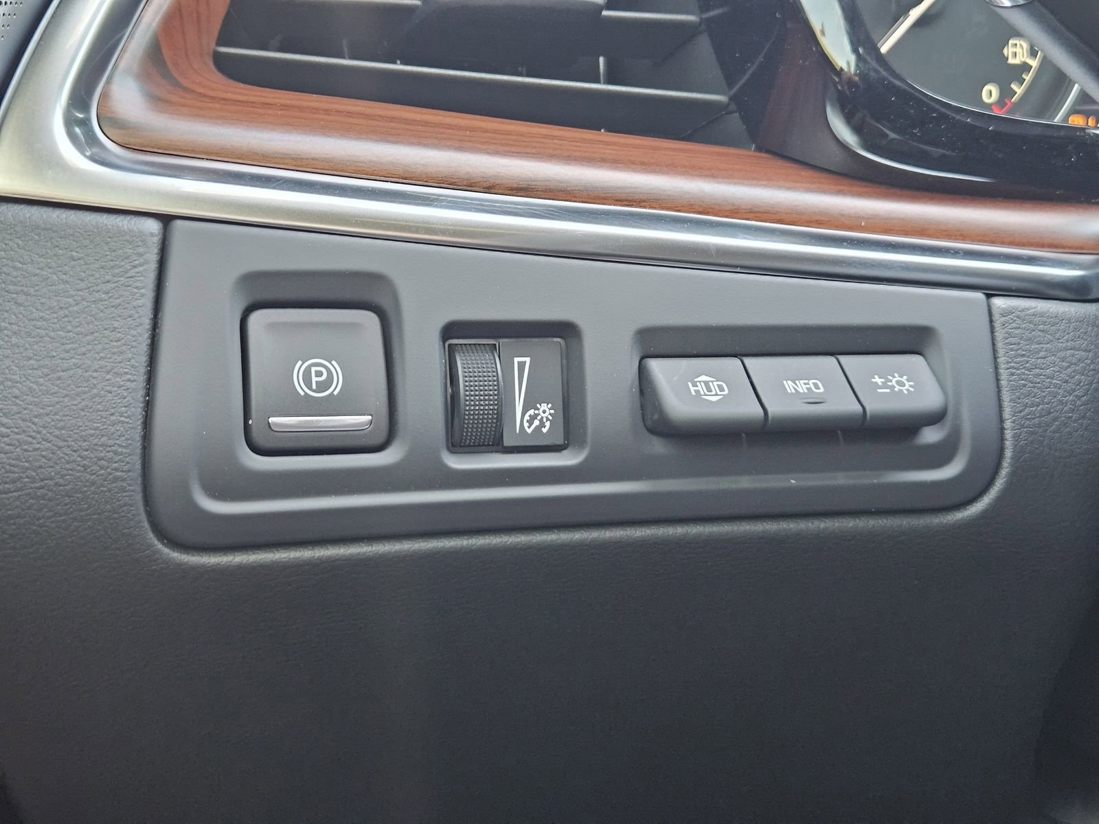 New 2026 Cadillac XT5 Premium Luxury w/ Driver Assist Package image 22