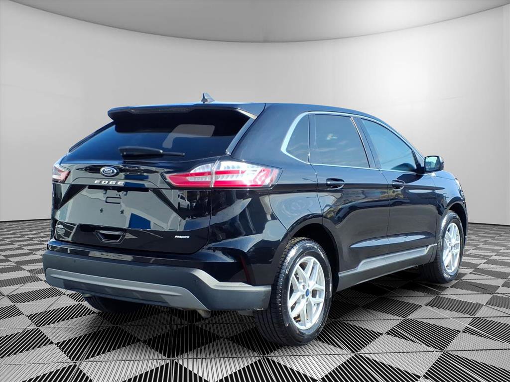 Used 2022 Ford Edge SEL image 6
