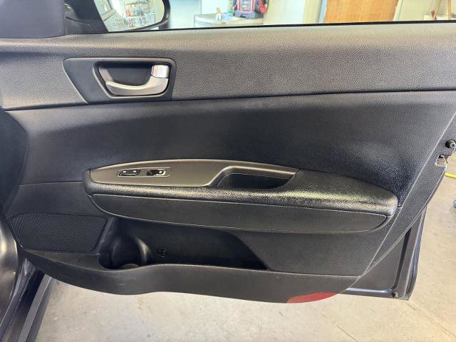 Used 2019 Kia Optima S image 19