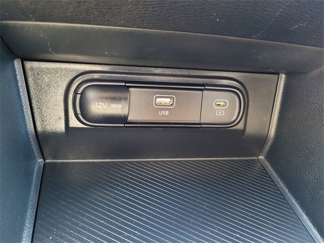 Used 2024 Kia Sportage LX image 19