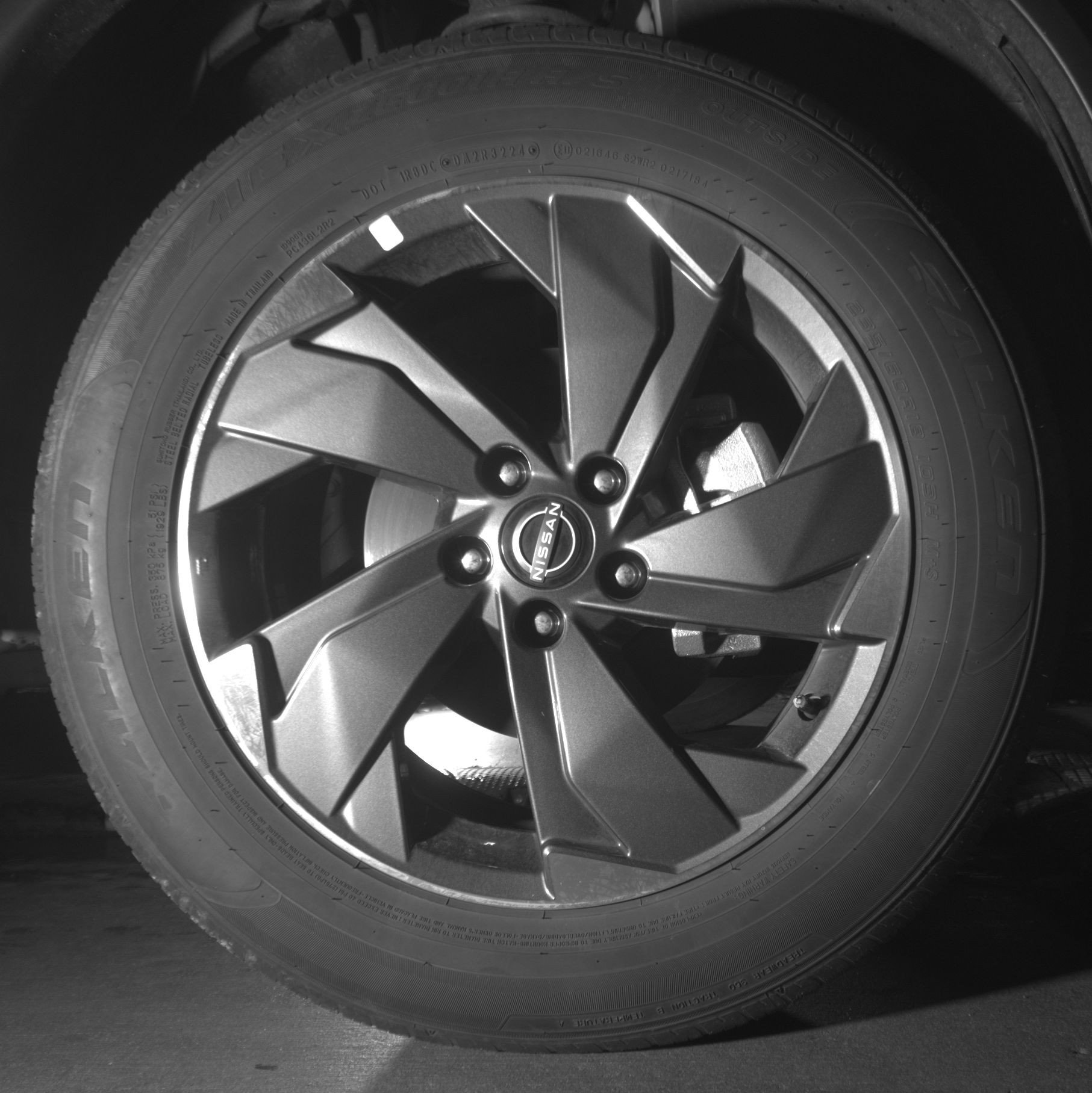 Used 2025 Nissan Rogue SV image 13