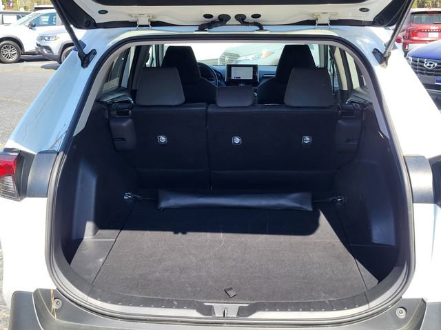 Used 2025 Toyota RAV4 XLE image 4