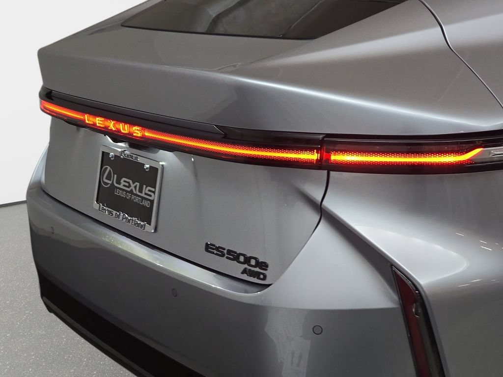 New 2026 Lexus ES 500e AWD/4WD image 30