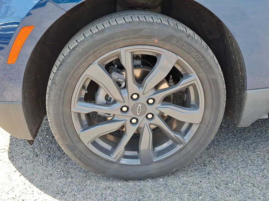 Used 2022 Chevrolet Equinox RS w/ RS Leather Package image 32