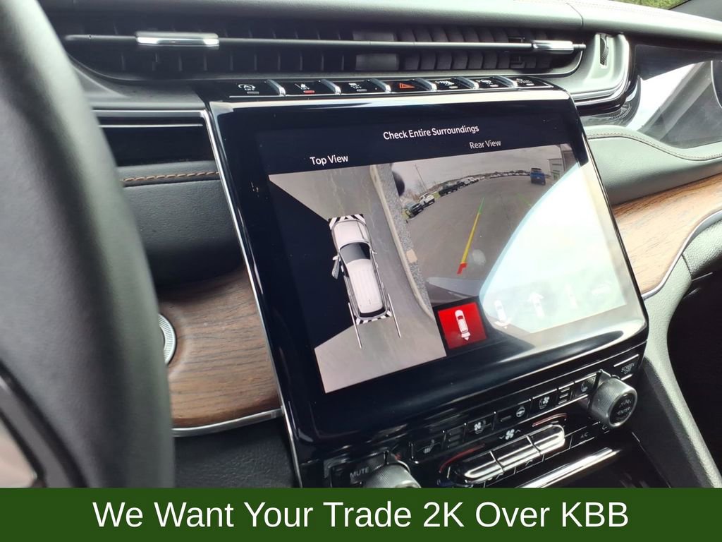 Used 2023 Jeep Grand Cherokee L Summit w/ Advanced Protech Group IV image 30