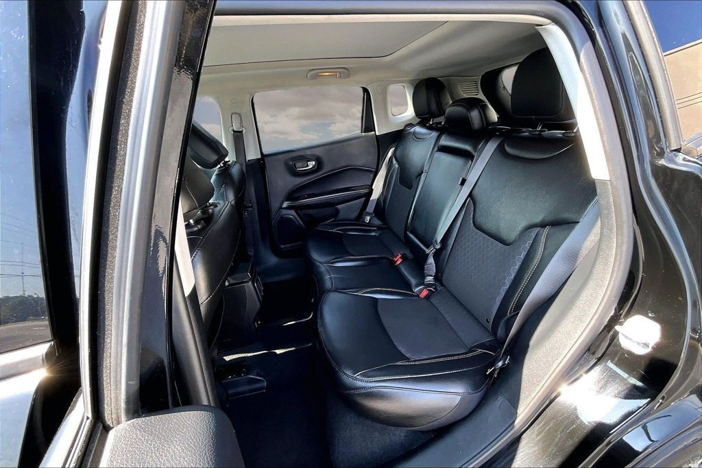 Used 2020 Jeep Compass Latitude FWD image 22