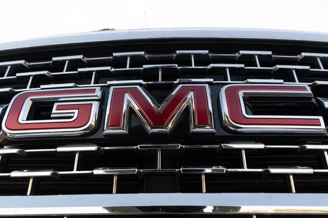 Used 2021 GMC Acadia Denali w/ Denali Technology Package image 53