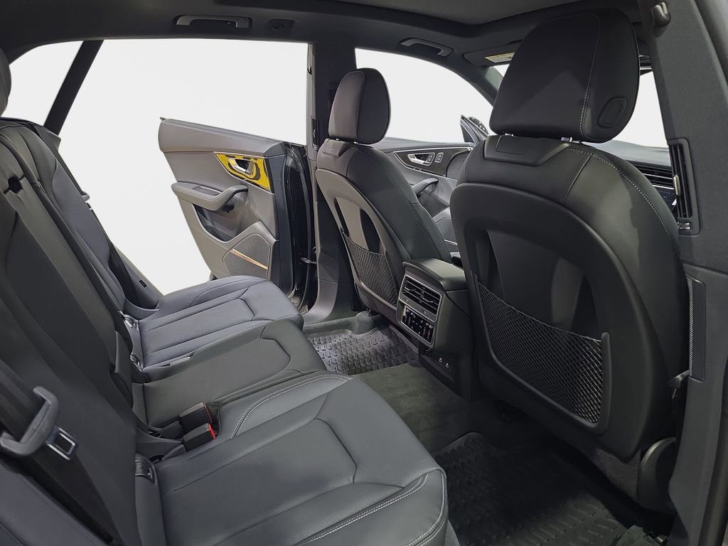 New 2026 Audi Q8 Premium Plus image 11