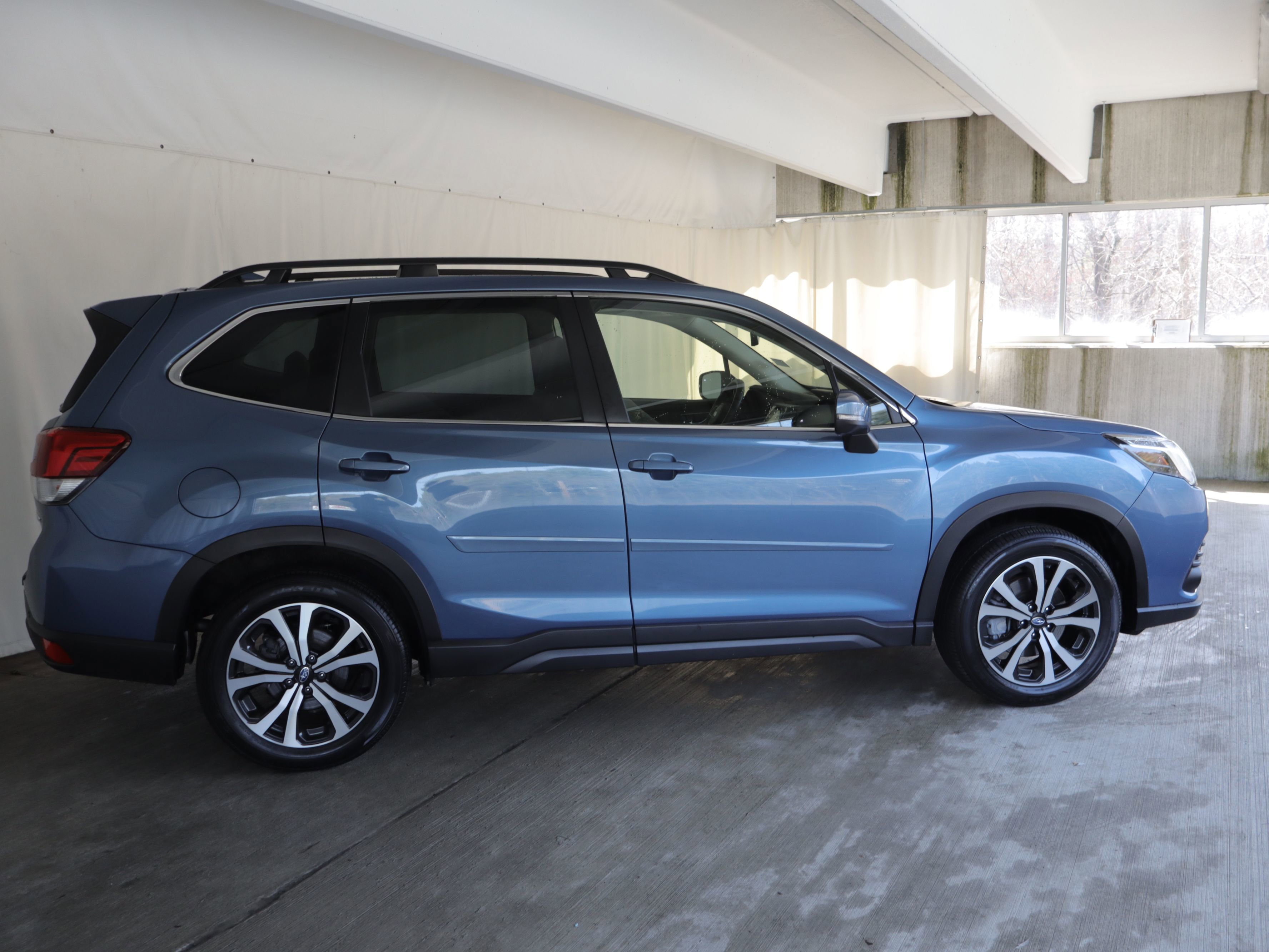 Used 2023 Subaru Forester Limited image 6