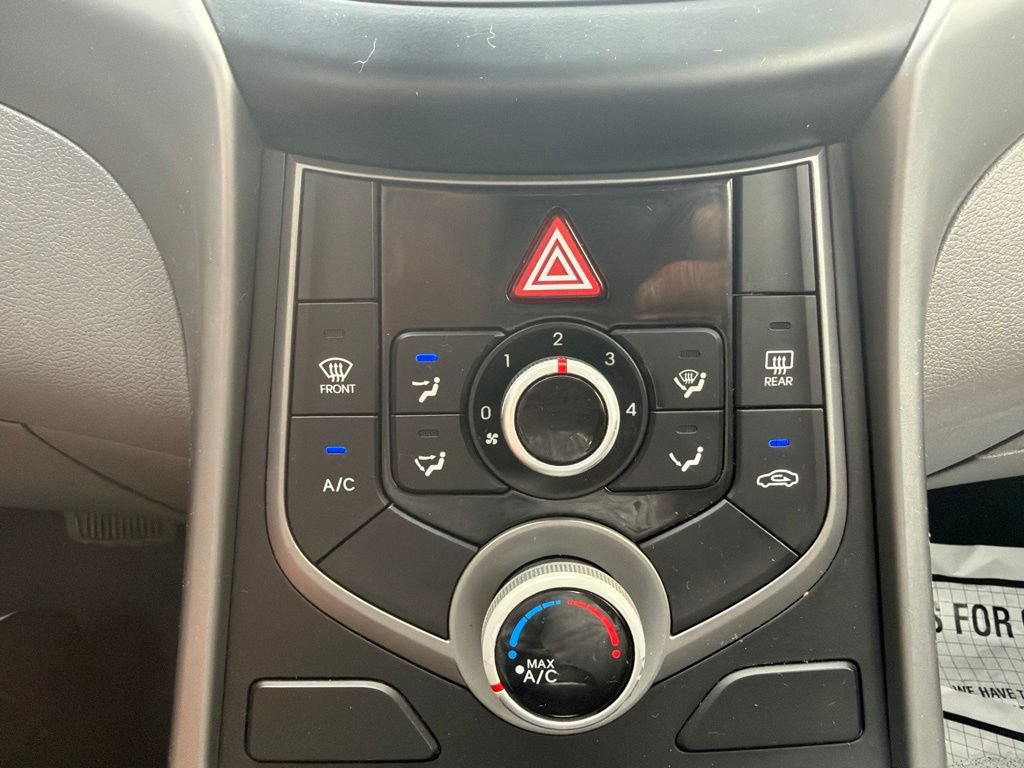 Used 2015 Hyundai Elantra SE w/ Option Group 02 FWD image 20