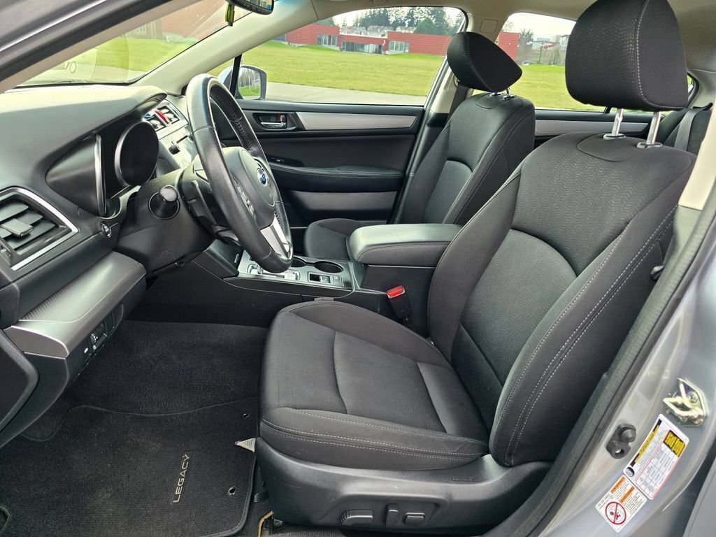 Used 2017 Subaru Legacy 2.5i Premium w/ Moonroof Package AWD/4WD image 12