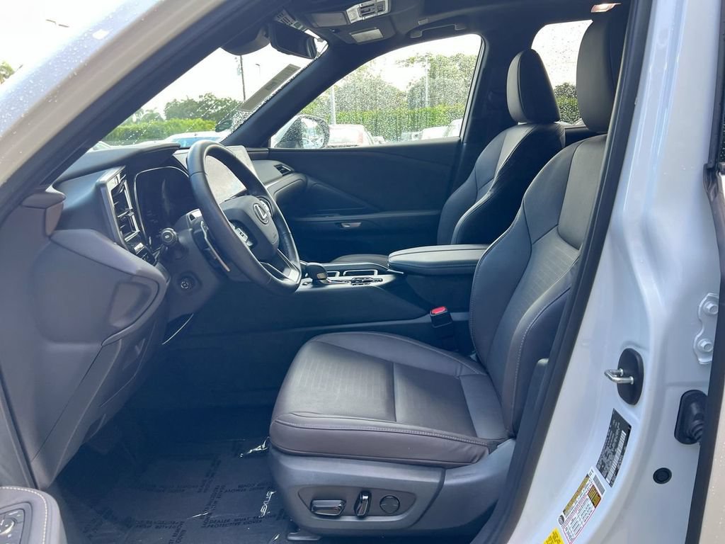 Certified 2025 Lexus TX 350 AWD w/ Technology Package image 12