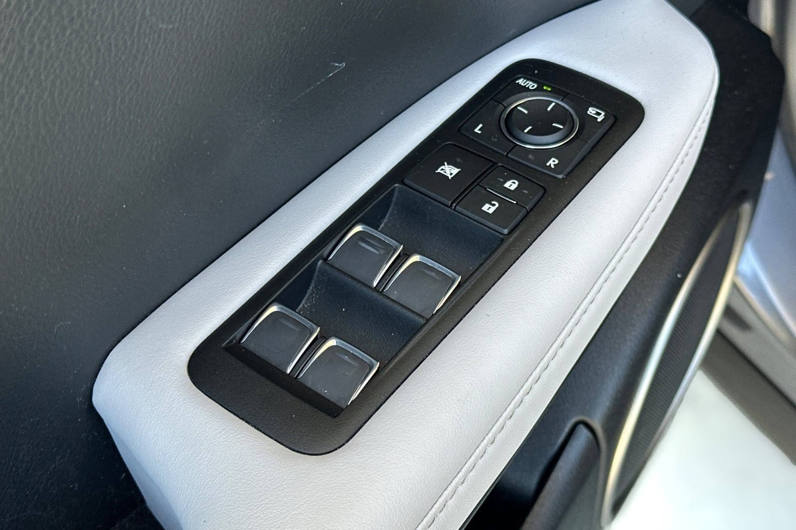 Used 2021 Lexus RX 350 AWD w/ Premium Package image 14