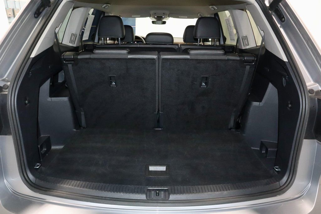 Used 2025 Volkswagen Atlas SE image 14