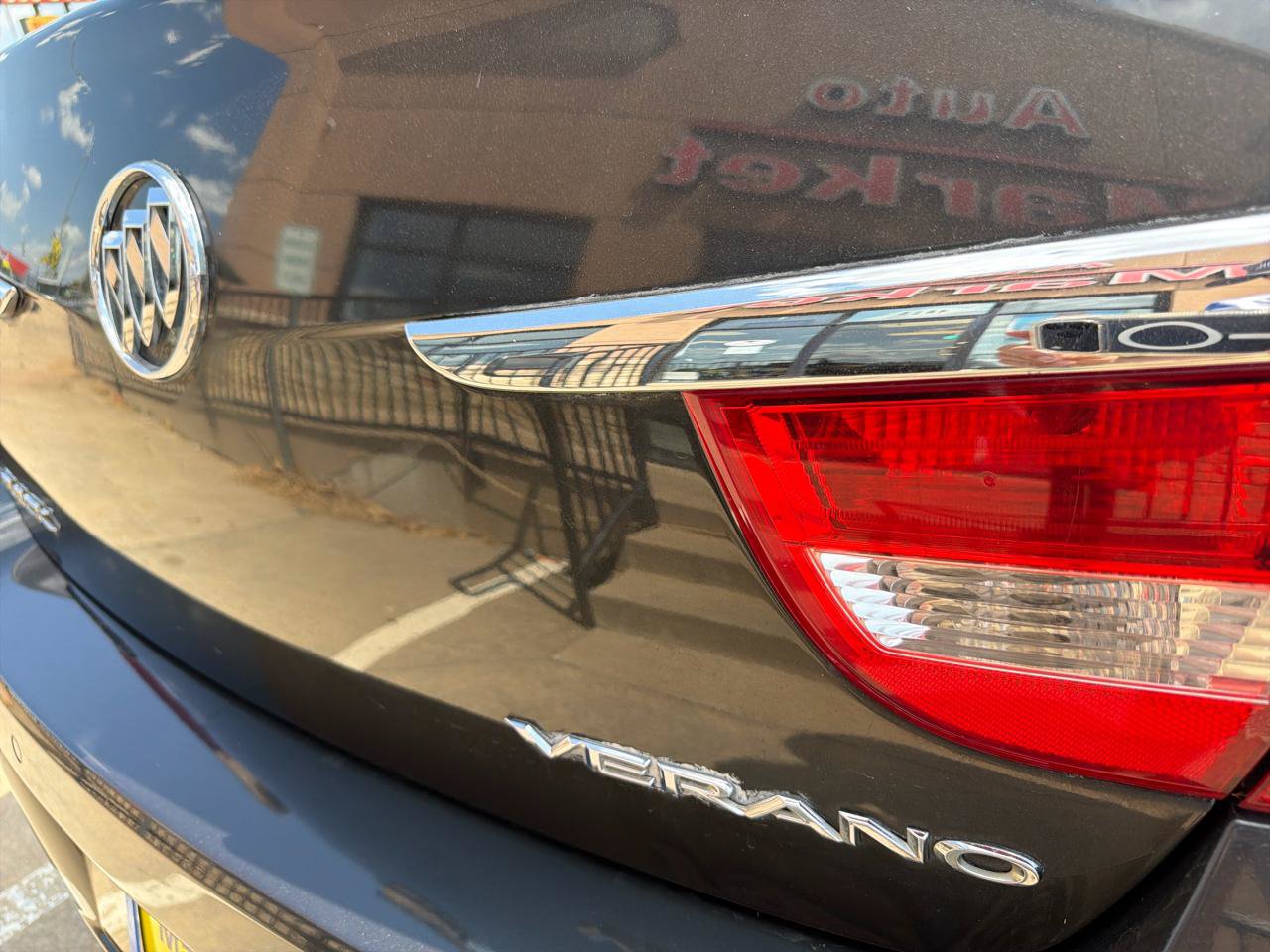 Used 2015 Buick Verano Leather FWD image 40
