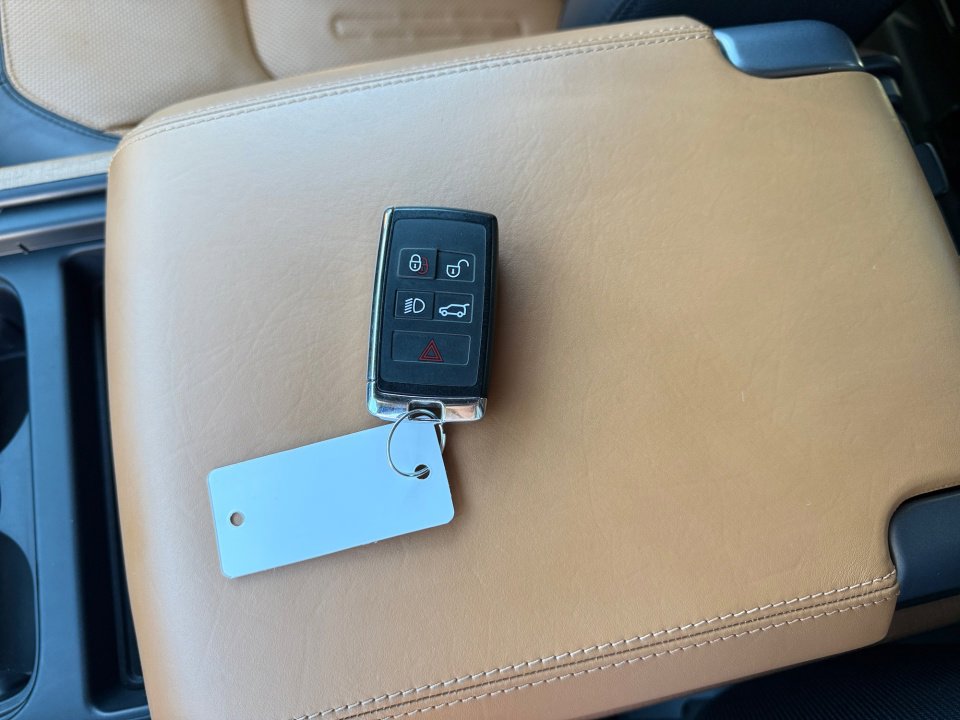 Used 2020 Land Rover Defender 110 X AWD/4WD image 38