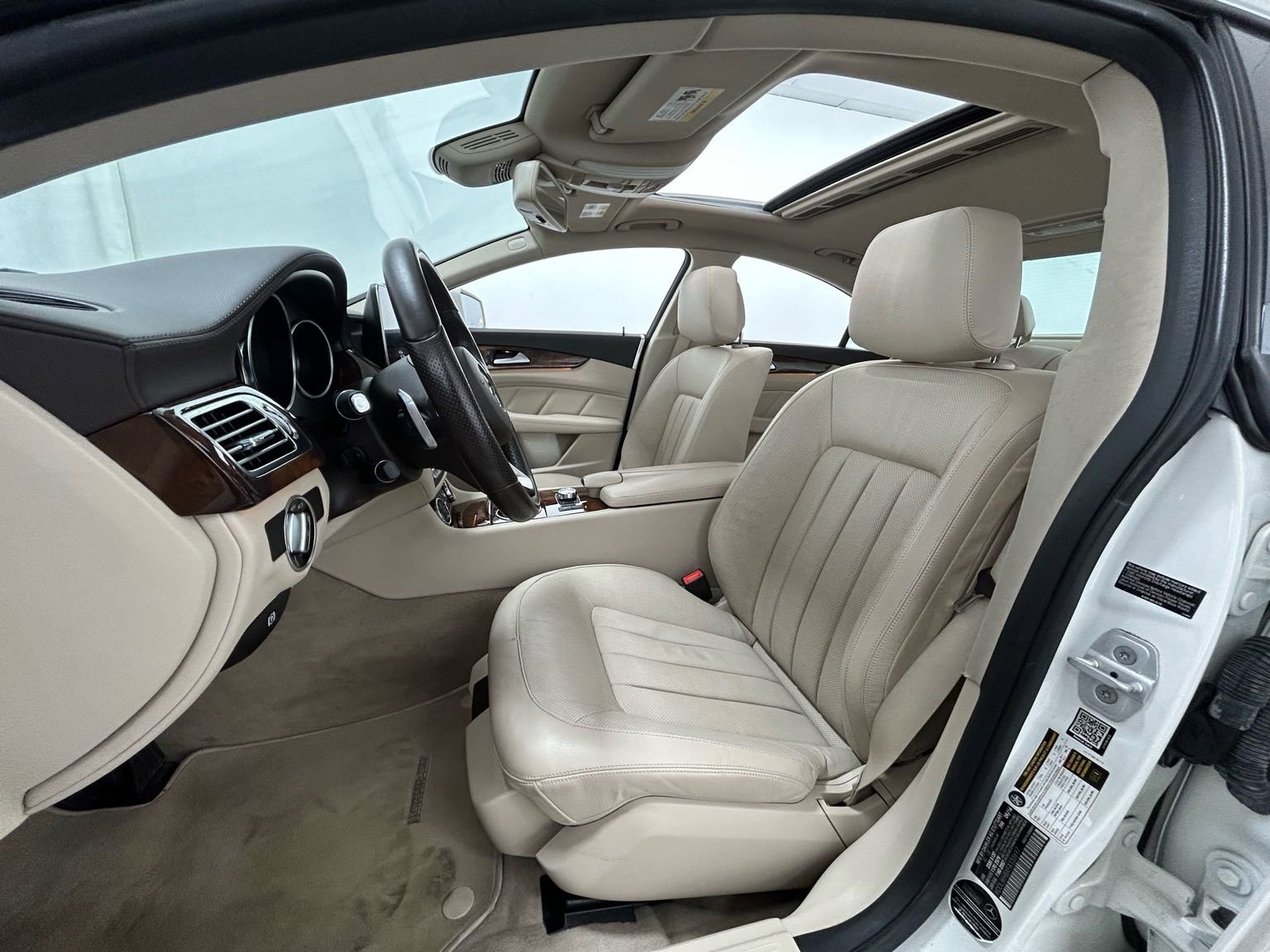 Used 2015 Mercedes-Benz CLS 400 4MATIC image 31