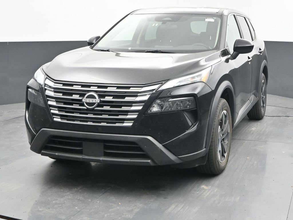 Used 2025 Nissan Rogue SV AWD/4WD image 4