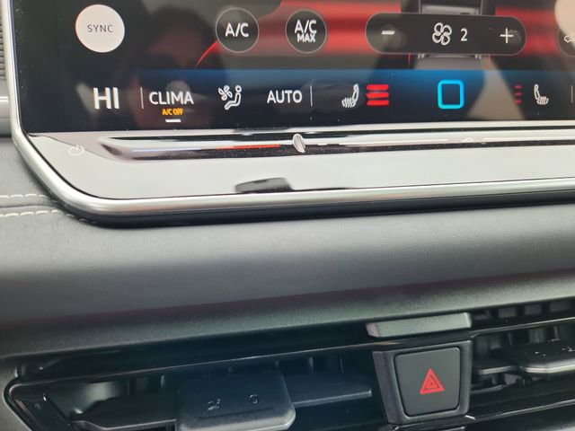 New 2026 Volkswagen Tiguan SE R-Line image 14