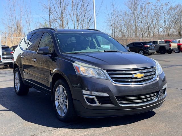 Used 2015 Chevrolet Traverse LT w/ Style and Technology Package image 2