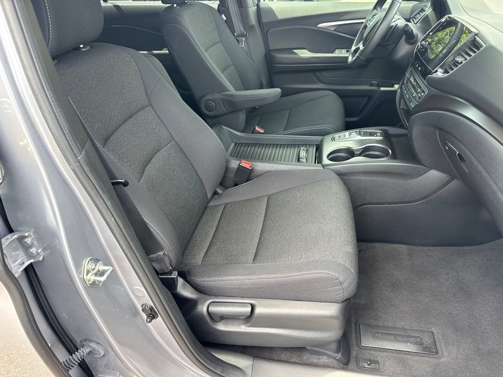 Used 2021 Honda Passport Sport image 13