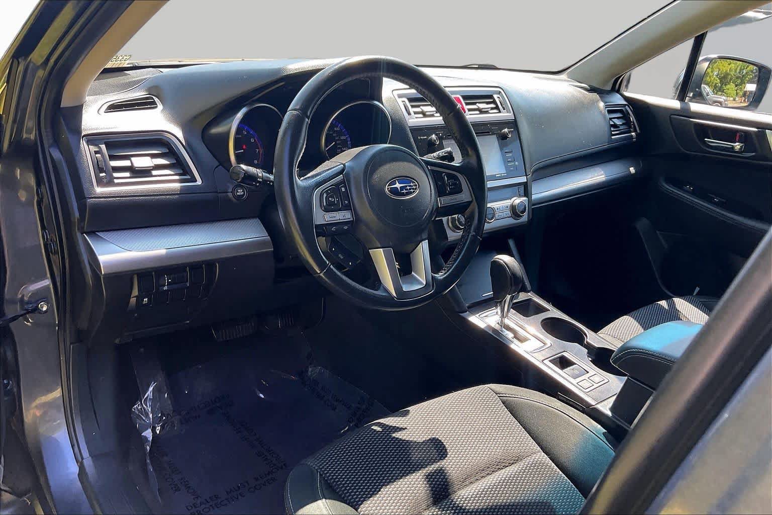 Used 2016 Subaru Outback 2.5i Premium AWD/4WD image 17