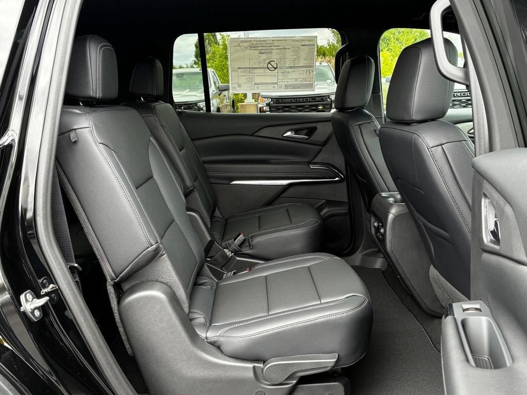 New 2027 Chevrolet Traverse LT w/ LPO, Floor Liner Package AWD/4WD image 26