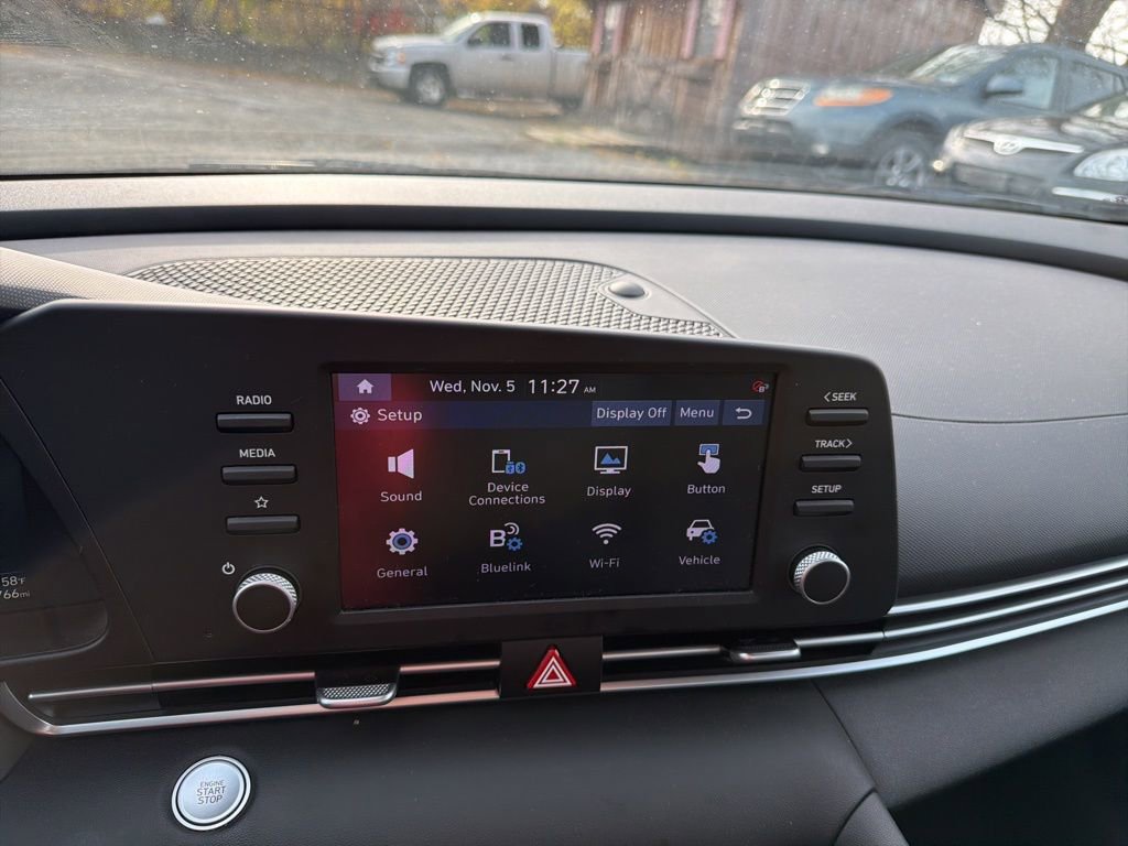 Used 2022 Hyundai Elantra SEL image 20