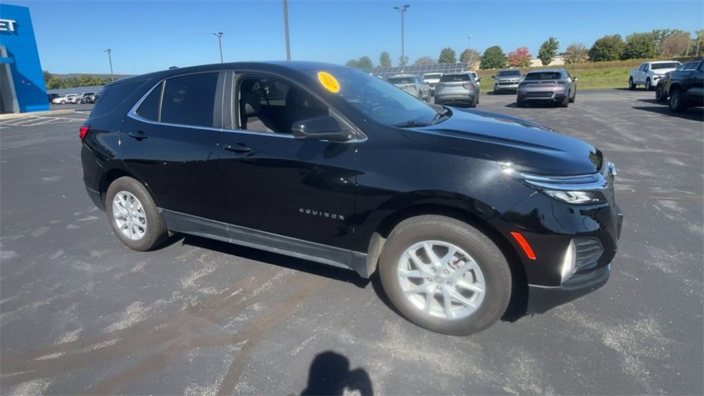 Certified 2023 Chevrolet Equinox LT image 2