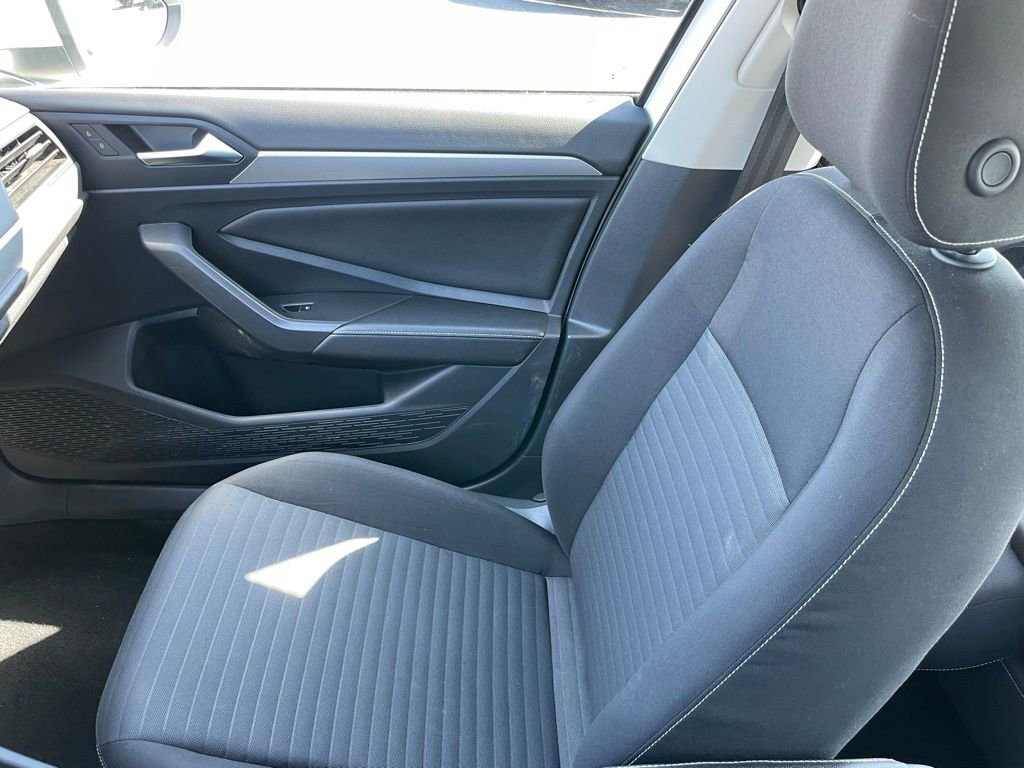 Used 2024 Volkswagen Jetta S image 16