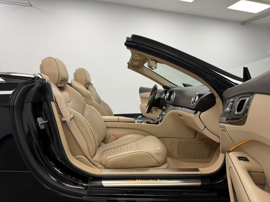 Used 2013 Mercedes-Benz SL 550 image 56