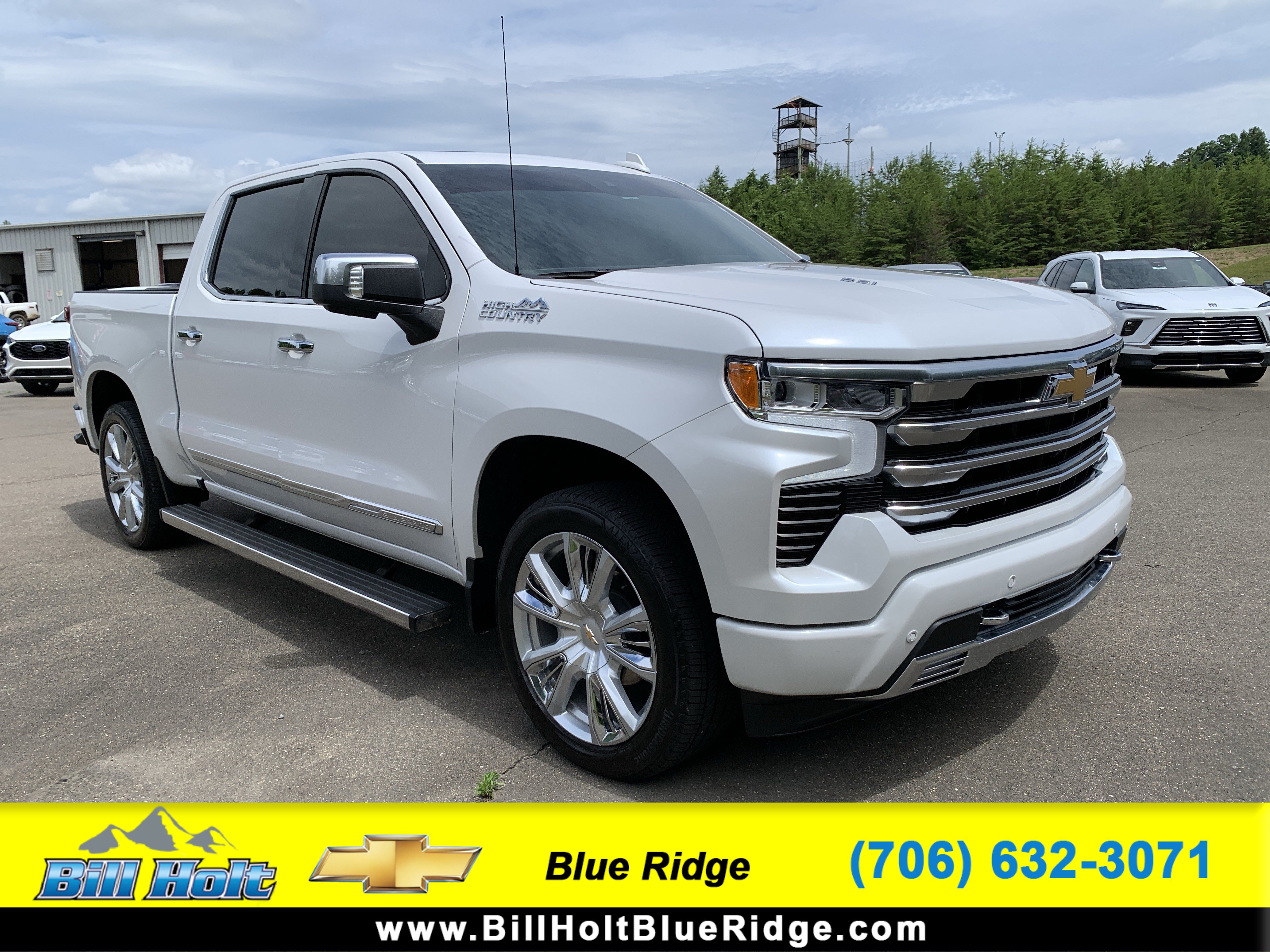 Used 2025 Chevrolet Silverado 1500 High Country AWD/4WD image 10